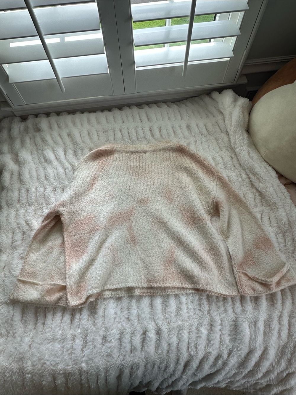 Anthropologie Cream and Light Pink V-Neck Tie-Dye Sweater Size S - Picture 7 of 7